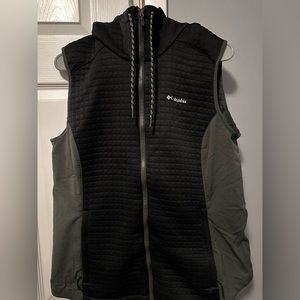Columbia Vest